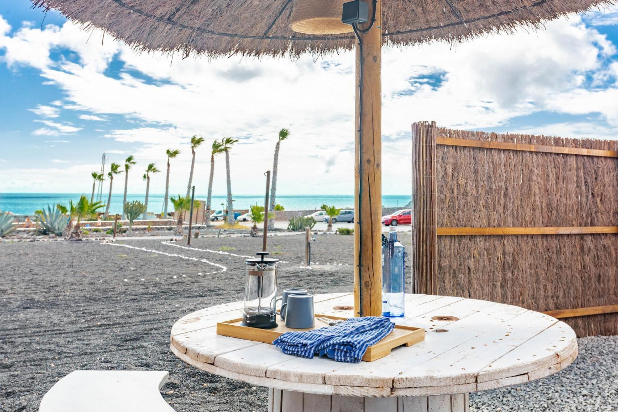 Finca De Arrieta Village - Yurts And Stone Cottages - Shared Pool - Walking Distance To Arrieta Beach - Eco Friendly Tabayesco Exterior foto