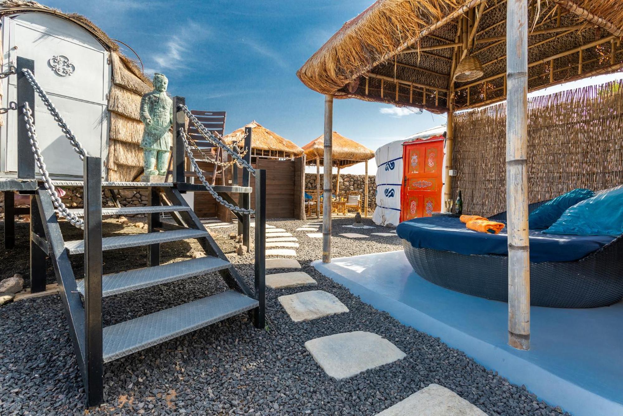 Finca De Arrieta Village - Yurts And Stone Cottages - Shared Pool - Walking Distance To Arrieta Beach - Eco Friendly Tabayesco Exterior foto