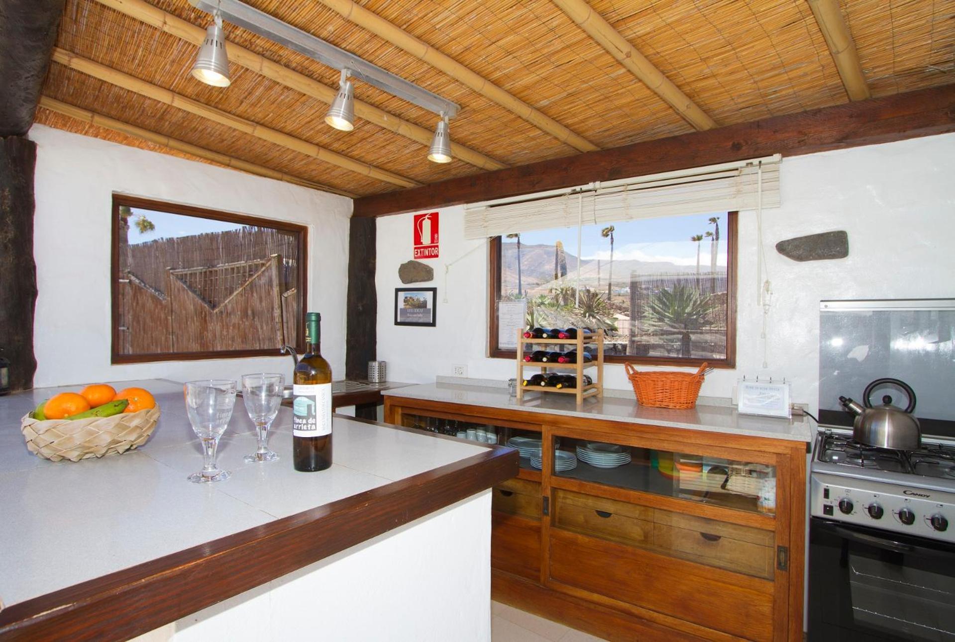 Finca De Arrieta Village - Yurts And Stone Cottages - Shared Pool - Walking Distance To Arrieta Beach - Eco Friendly Tabayesco Exterior foto